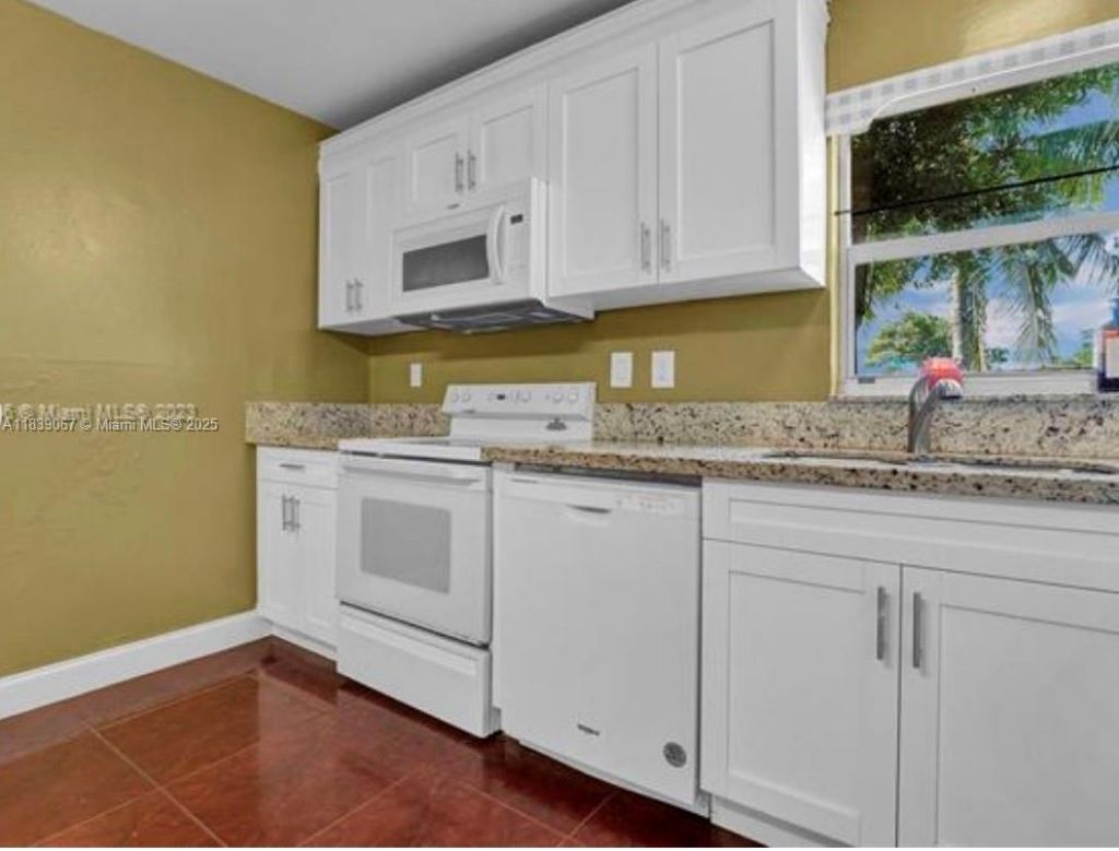 130 NE 21st Ct, Pompano Beach, FL 33060 Photo