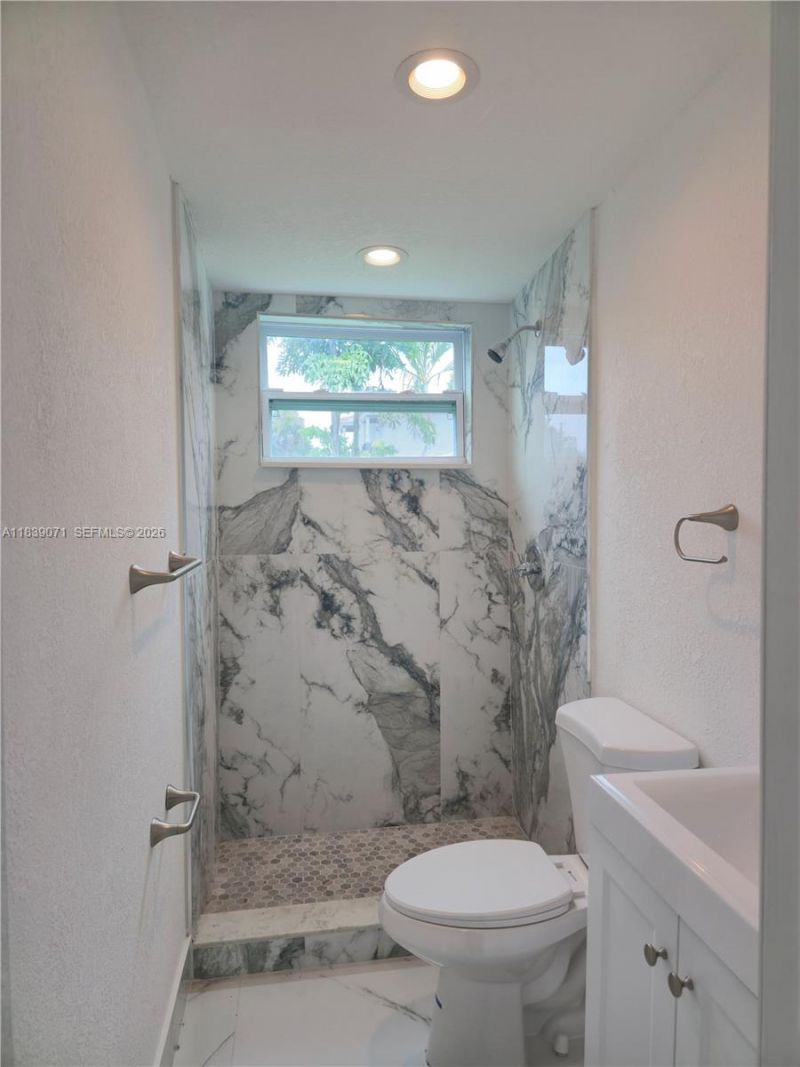 1141 SW 8th Ter, Fort Lauderdale, FL 33315 Photo