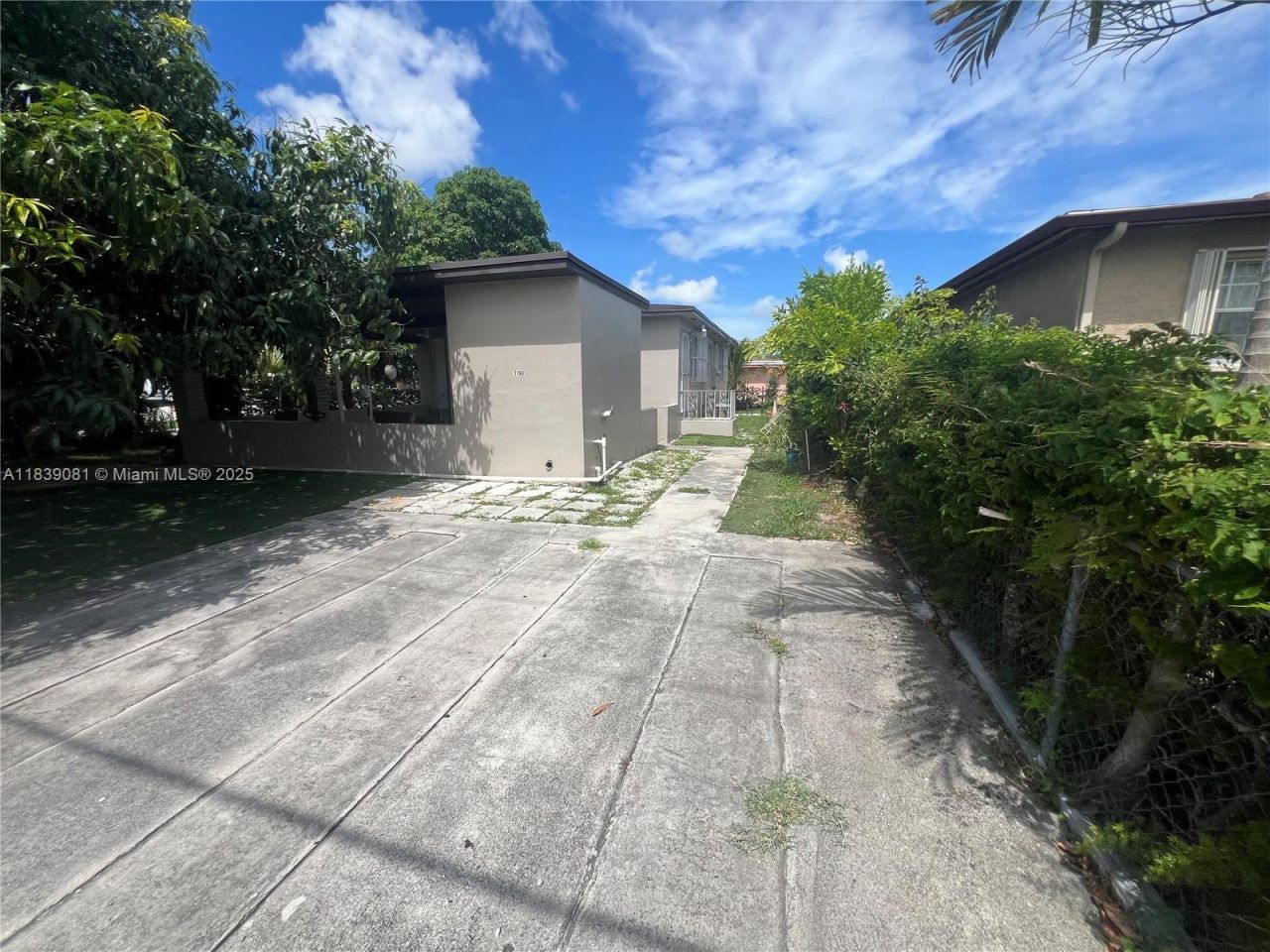 1190 NW 135th St, North Miami, FL 33168 Photo