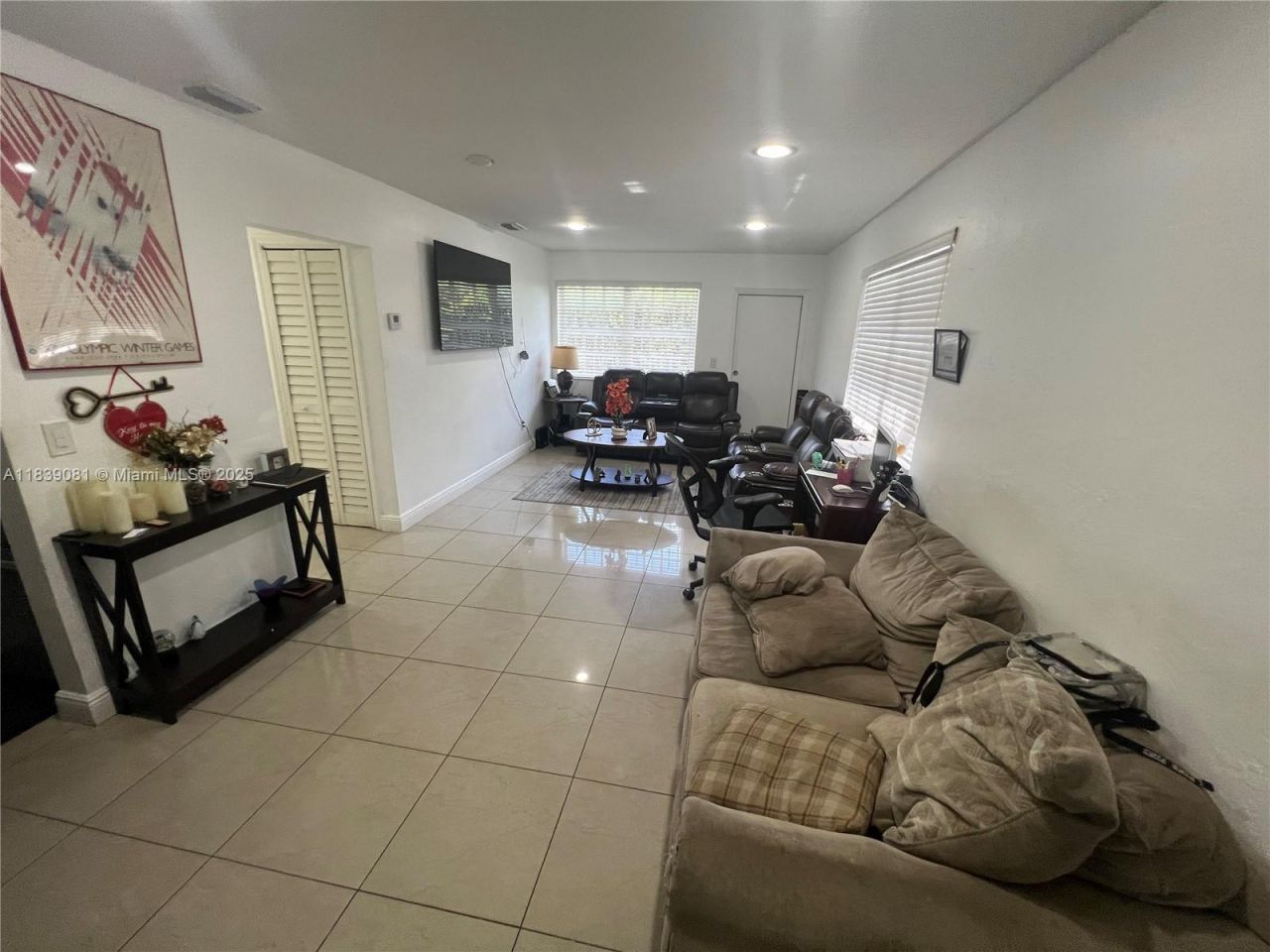 1190 NW 135th St, North Miami, FL 33168 Photo