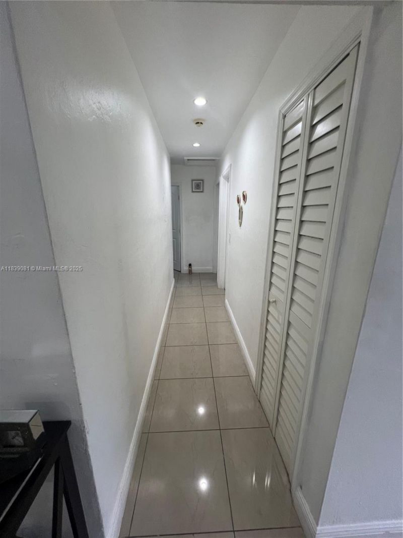 1190 NW 135th St, North Miami, FL 33168 Photo