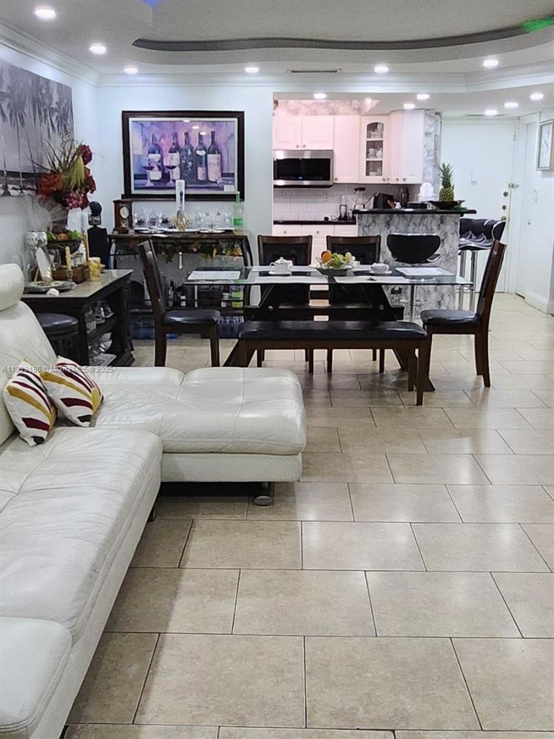 2750 NE 183rd St, Unit 1701, Aventura, FL 33160 Photo