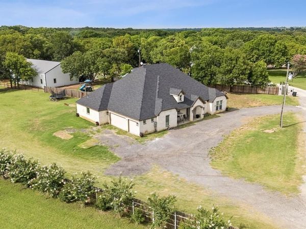 6467 Asher Road, Alvarado, TX 76009