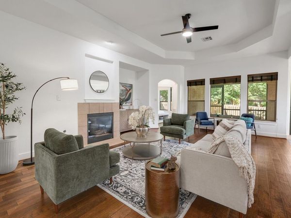 102 Rivulet LN, Lakeway, TX 78738