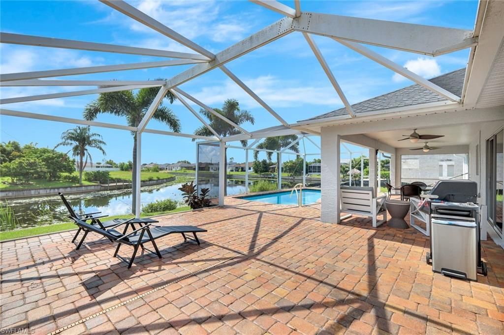 2301 SW 15th Pl, Cape Coral, FL 33991 Photo