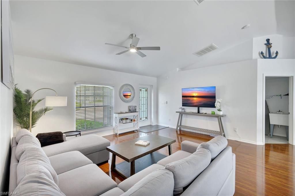 2301 SW 15th Pl, Cape Coral, FL 33991 Photo