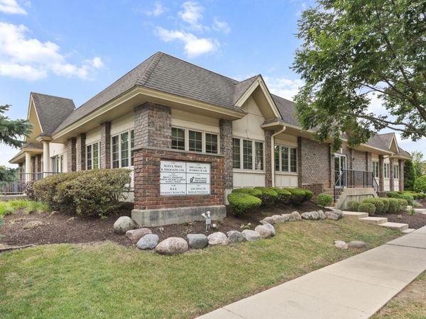 1557 Warren Avenue, Downers Grove, IL 60515