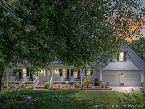 6528 Foxberry Road, Fayetteville, NC 28314