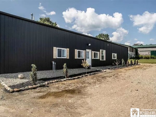 942 Spencer Rd, Jamestown, NY 14701