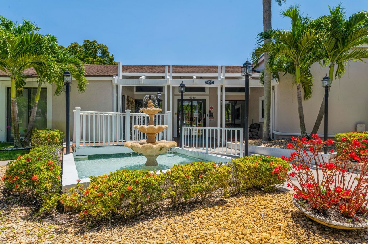 14527 Bonaire Boulevard, Unit 303, Delray Beach, FL 33446 Photo