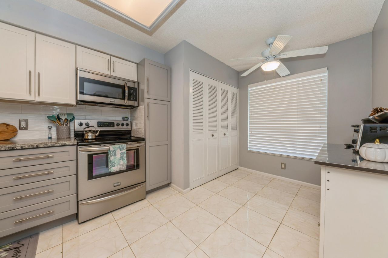 14527 Bonaire Boulevard, Unit 303, Delray Beach, FL 33446 Photo