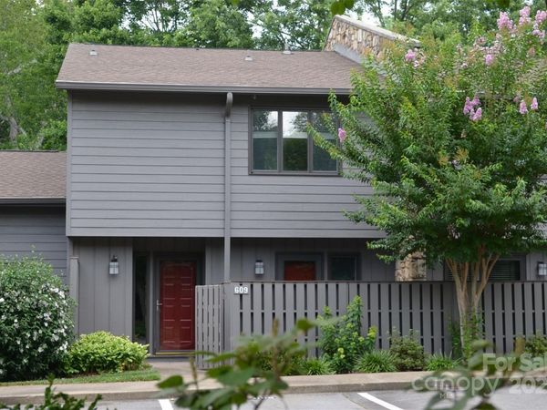 609 Crowfields Lane, Asheville, NC 28803