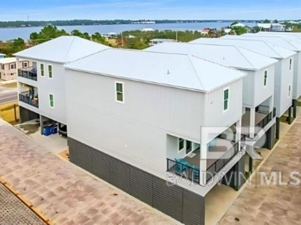 115 W 10th Street, Unit m, Gulf Shores, AL 36542