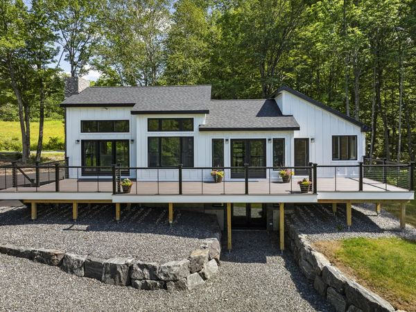 862 W Neck Road, Nobleboro, ME 04555