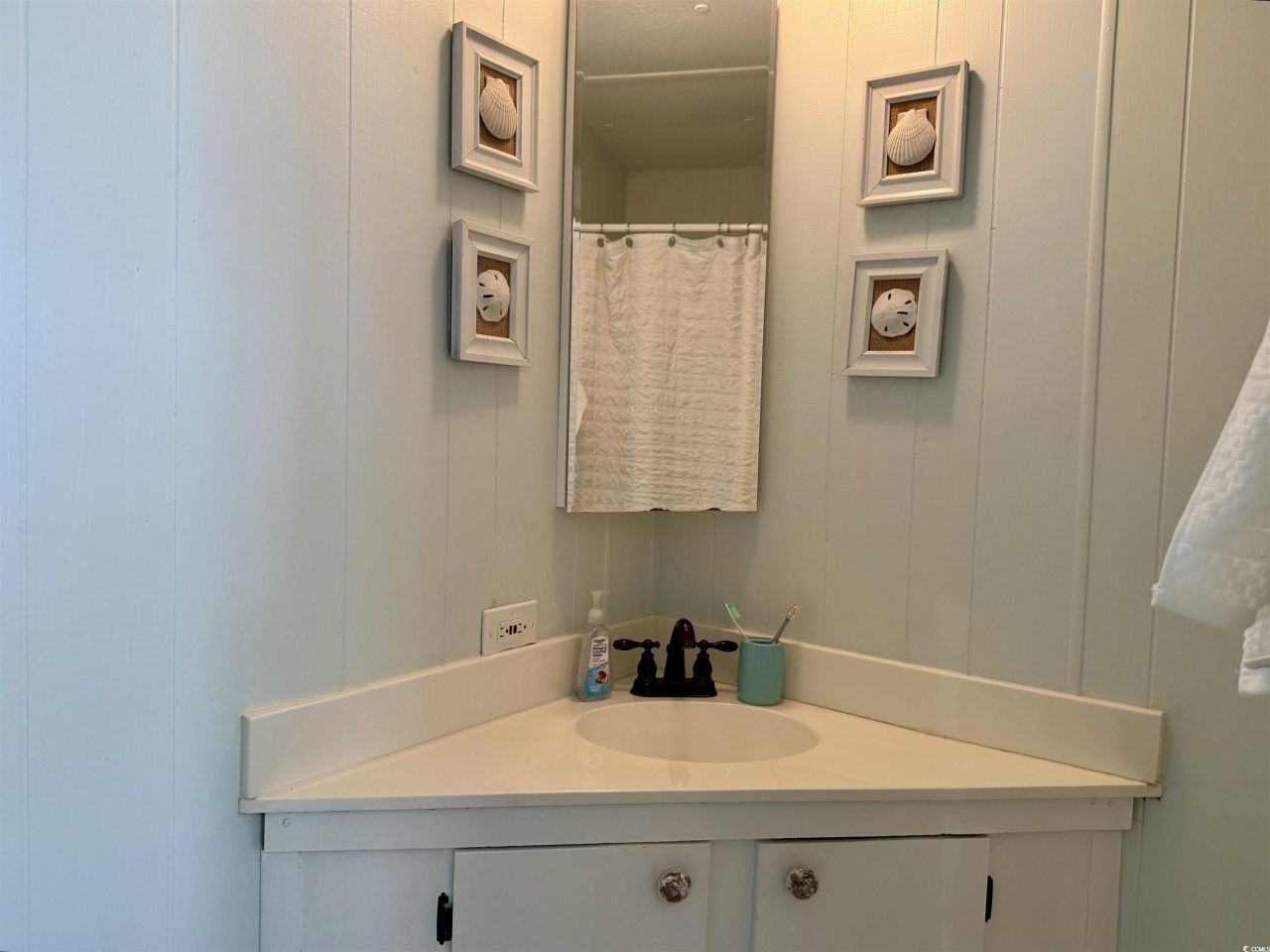 1895 Jacana Dr. Photo 5