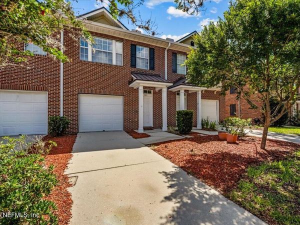 1515 LANDAU Road, Jacksonville, FL 32225