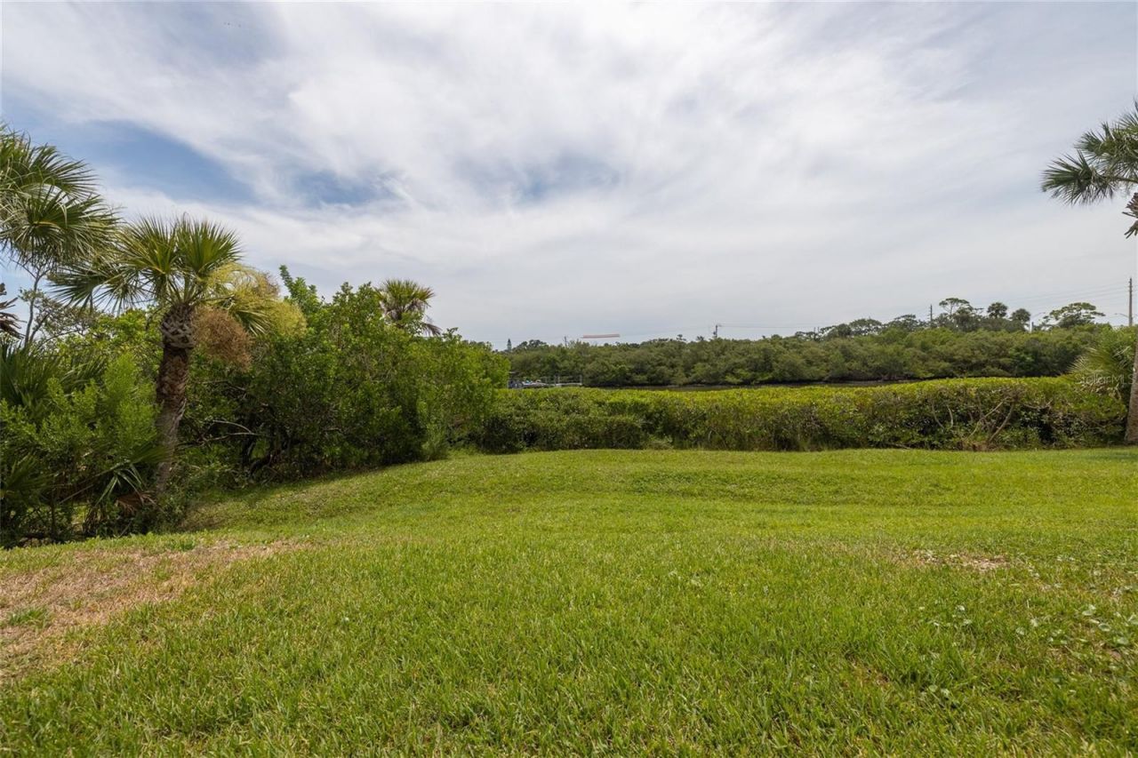 426 Bouchelle Drive, Unit 101, New Smyrna Beach, FL 32169 Photo