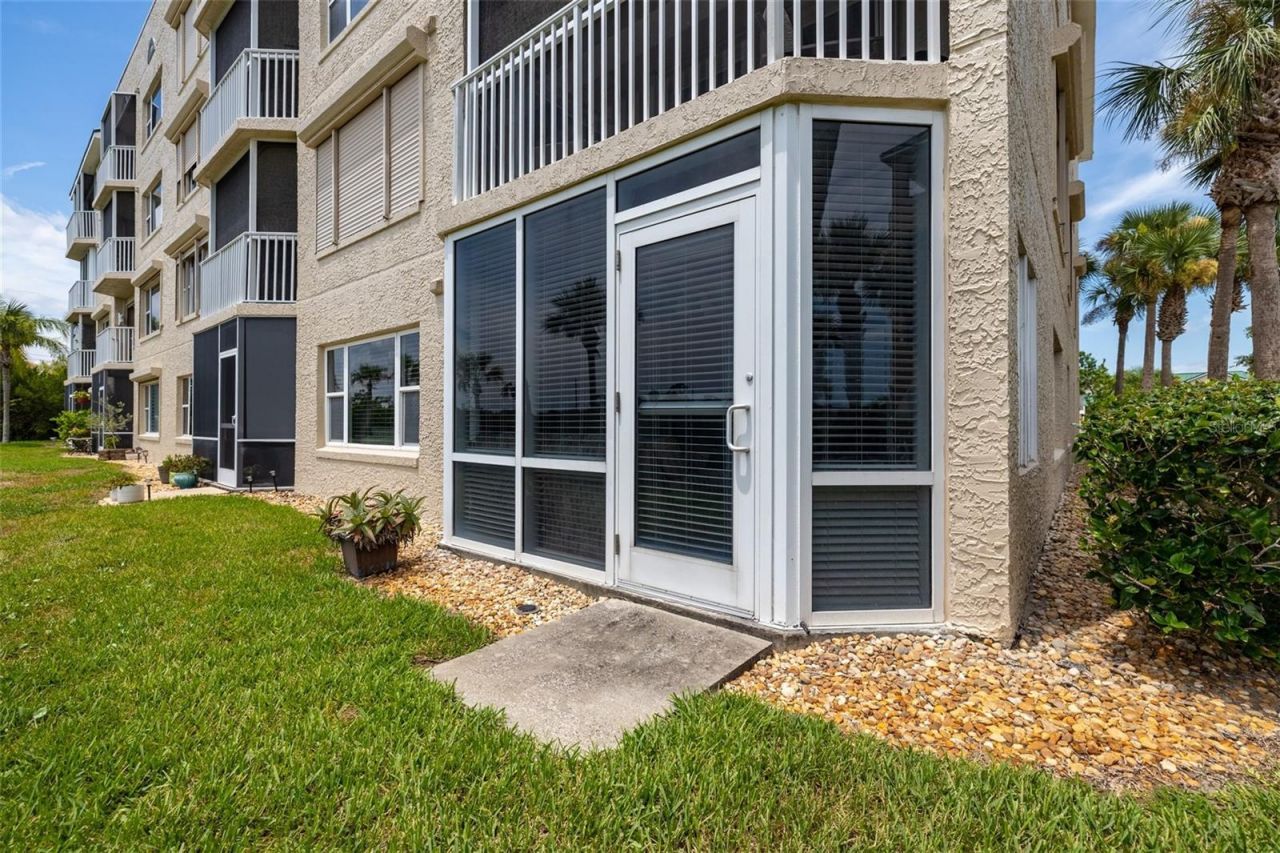 426 Bouchelle Drive, Unit 101, New Smyrna Beach, FL 32169 Photo