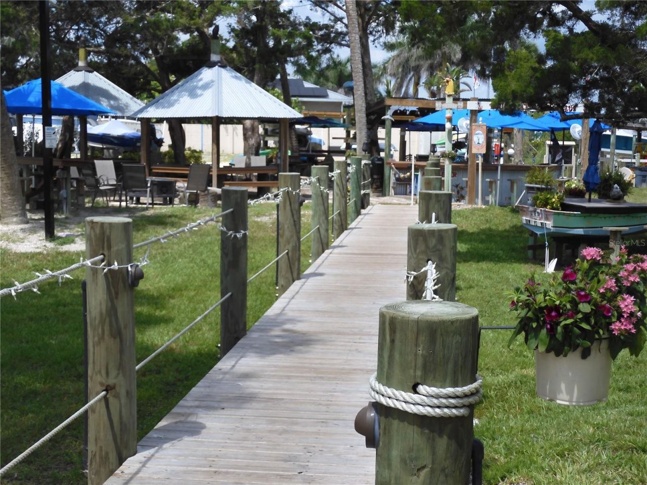 426 Bouchelle Drive, Unit 101, New Smyrna Beach, FL 32169 Photo