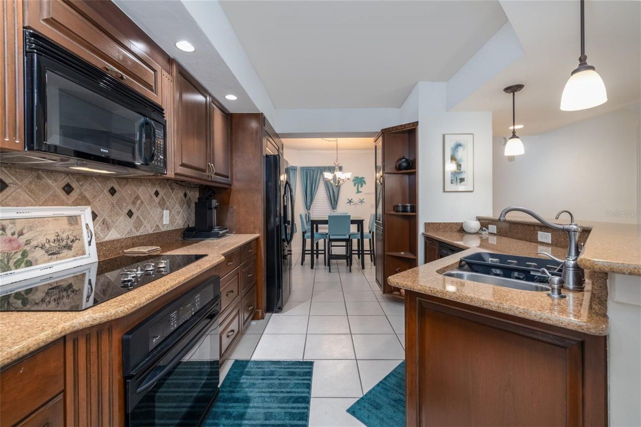 426 Bouchelle Drive, Unit 101, New Smyrna Beach, FL 32169 Photo