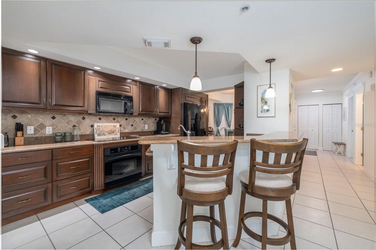 426 Bouchelle Drive, Unit 101, New Smyrna Beach, FL 32169 Photo