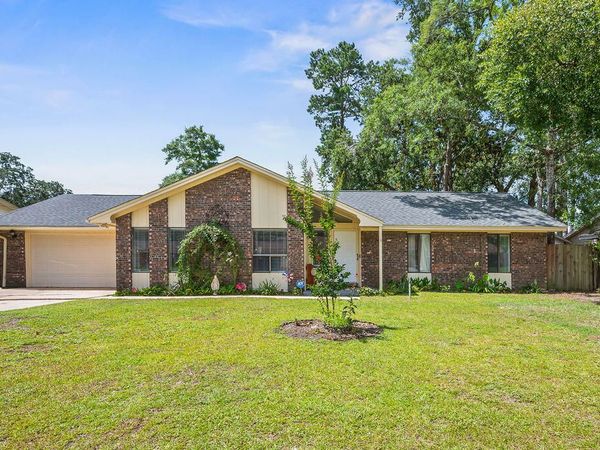 1016 Darlington Oak Drive, Niceville, FL 32578