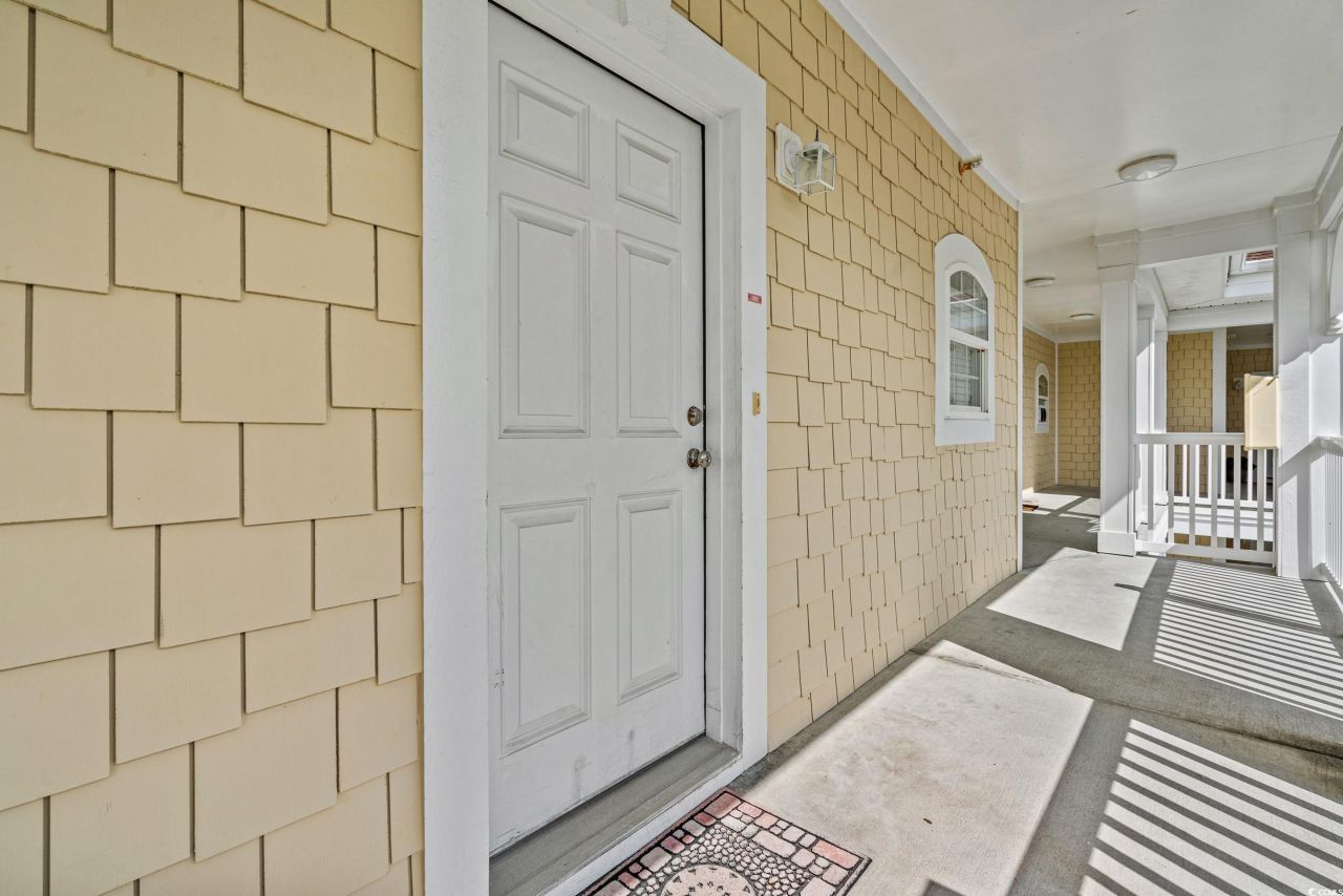 110 S Shore Blvd. Photo 4