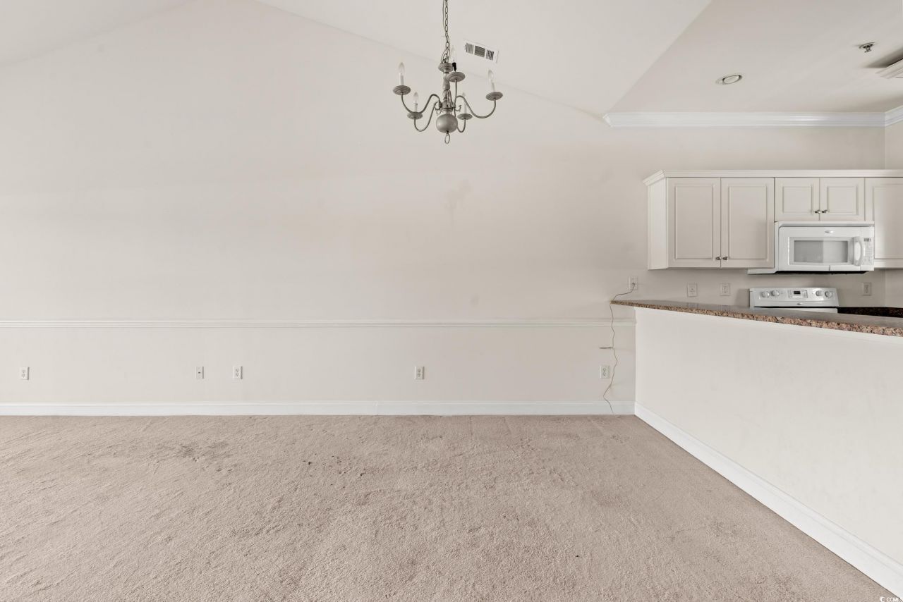 110 S Shore Blvd. Photo 8