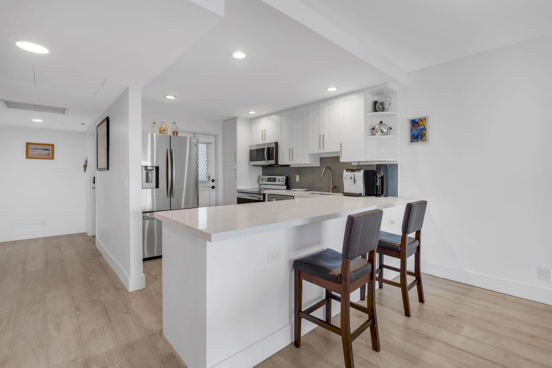 2800 N Palm Aire Drive, Unit 401, Pompano Beach, FL 33069 Photo