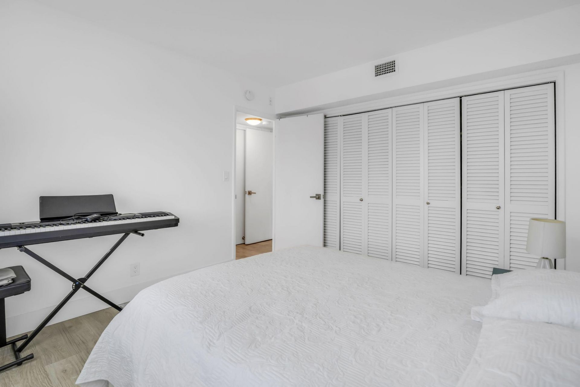 2800 N Palm Aire Drive, Unit 401, Pompano Beach, FL 33069 Photo