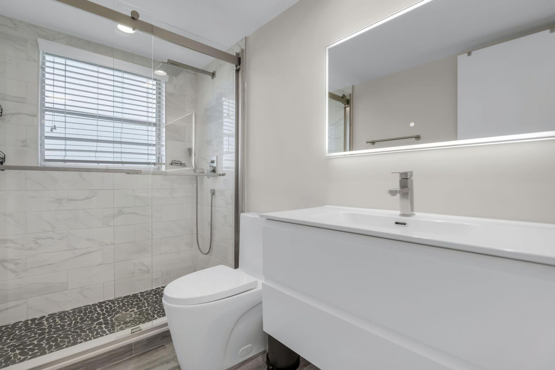 2800 N Palm Aire Drive, Unit 401, Pompano Beach, FL 33069 Photo