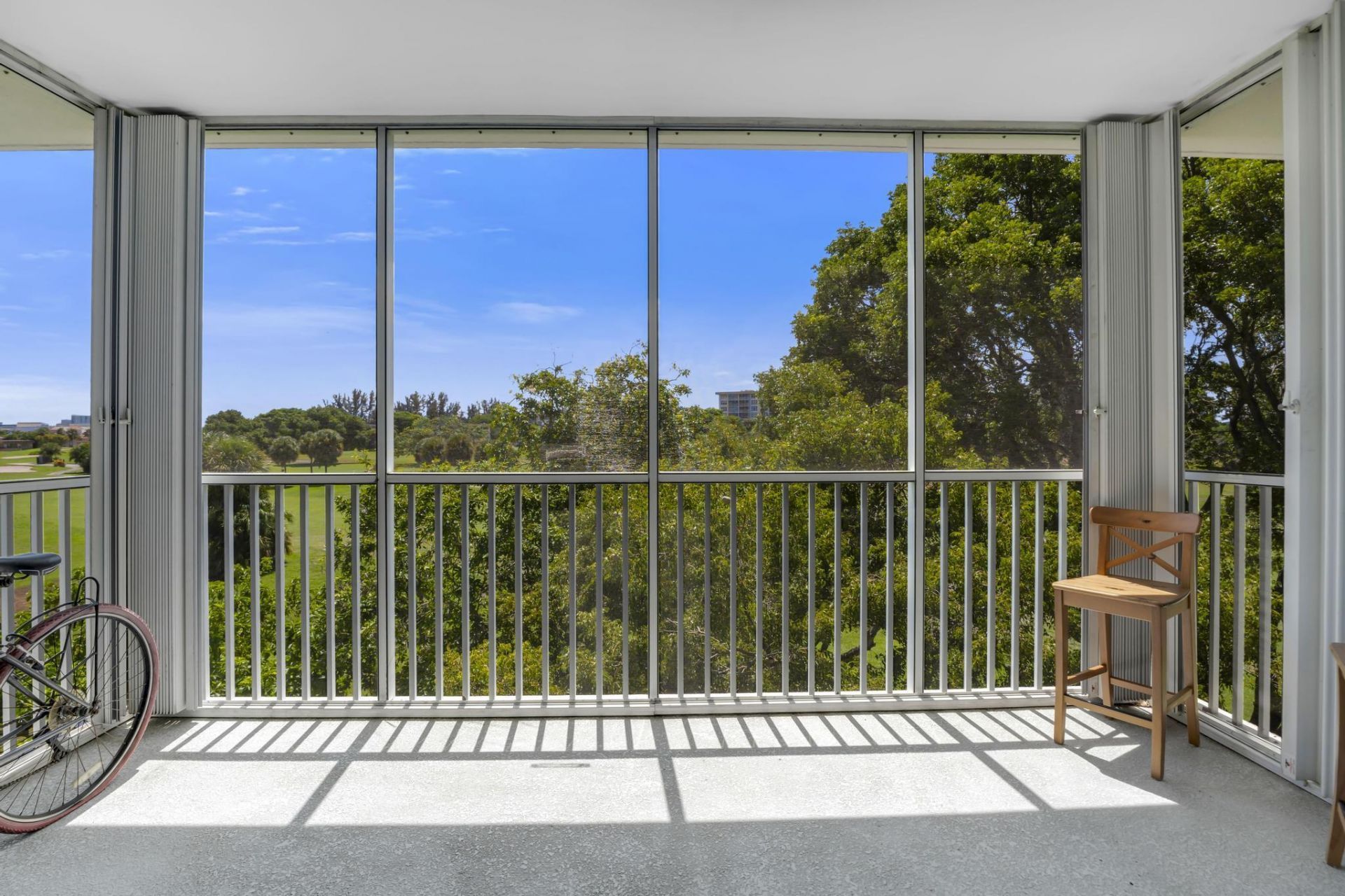 2800 N Palm Aire Drive, Unit 401, Pompano Beach, FL 33069 Photo