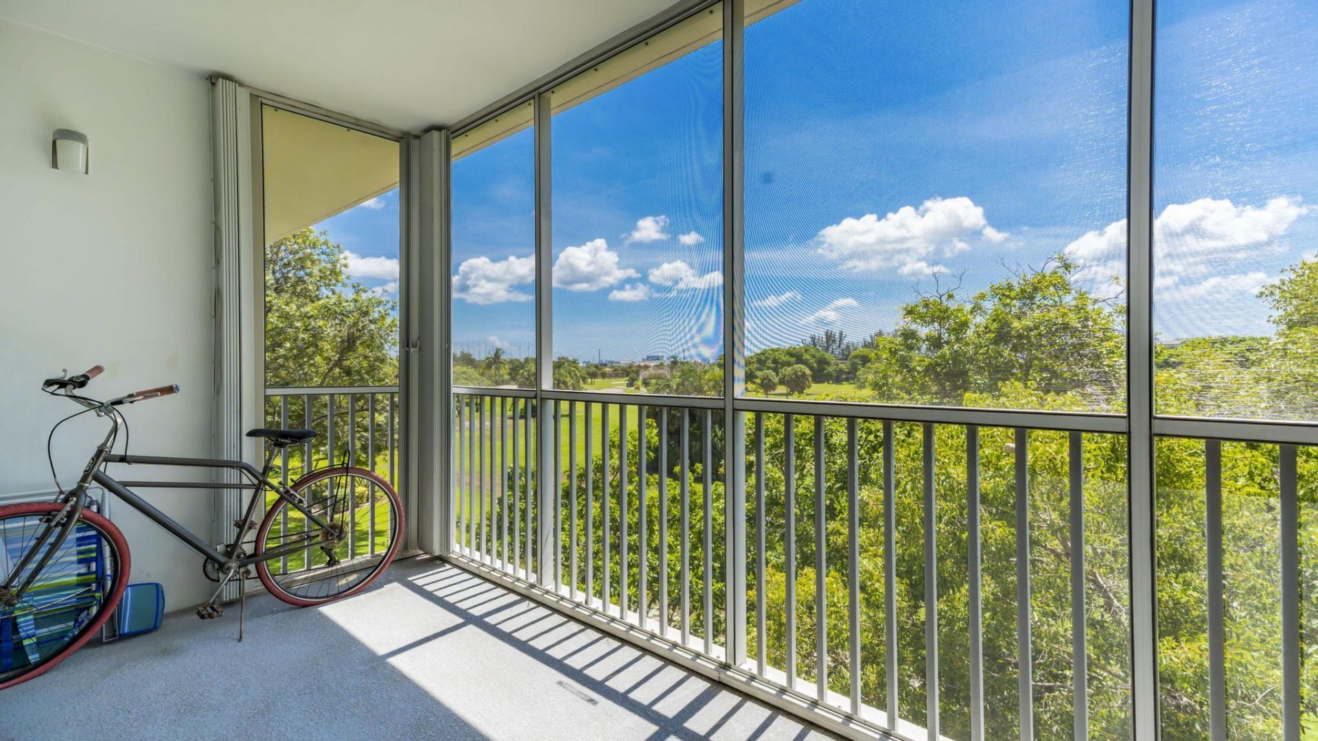 2800 N Palm Aire Drive, Unit 401, Pompano Beach, FL 33069 Photo