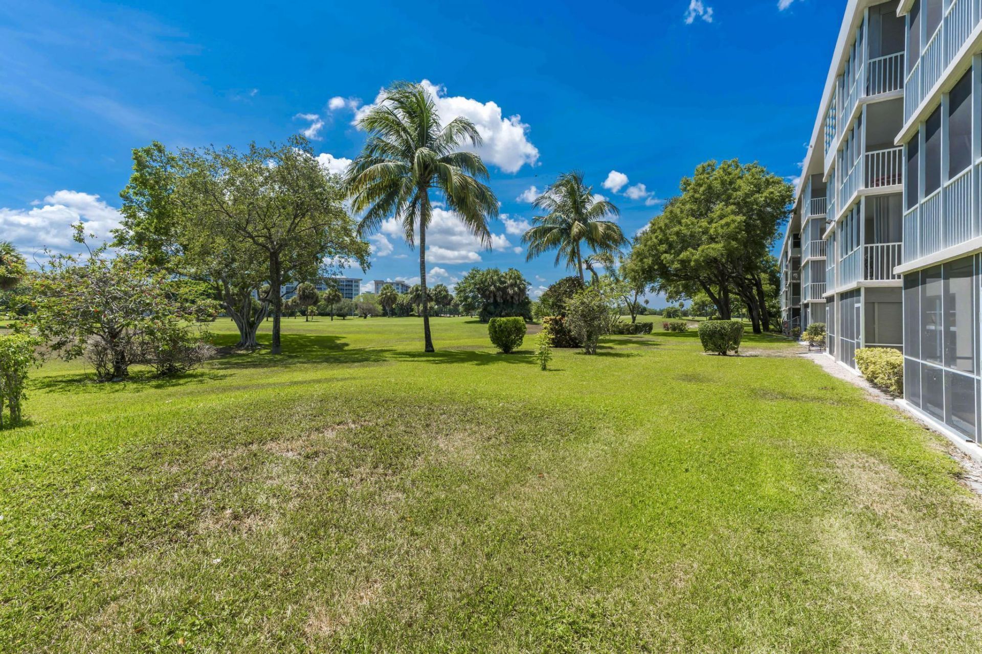 2800 N Palm Aire Drive, Unit 401, Pompano Beach, FL 33069 Photo