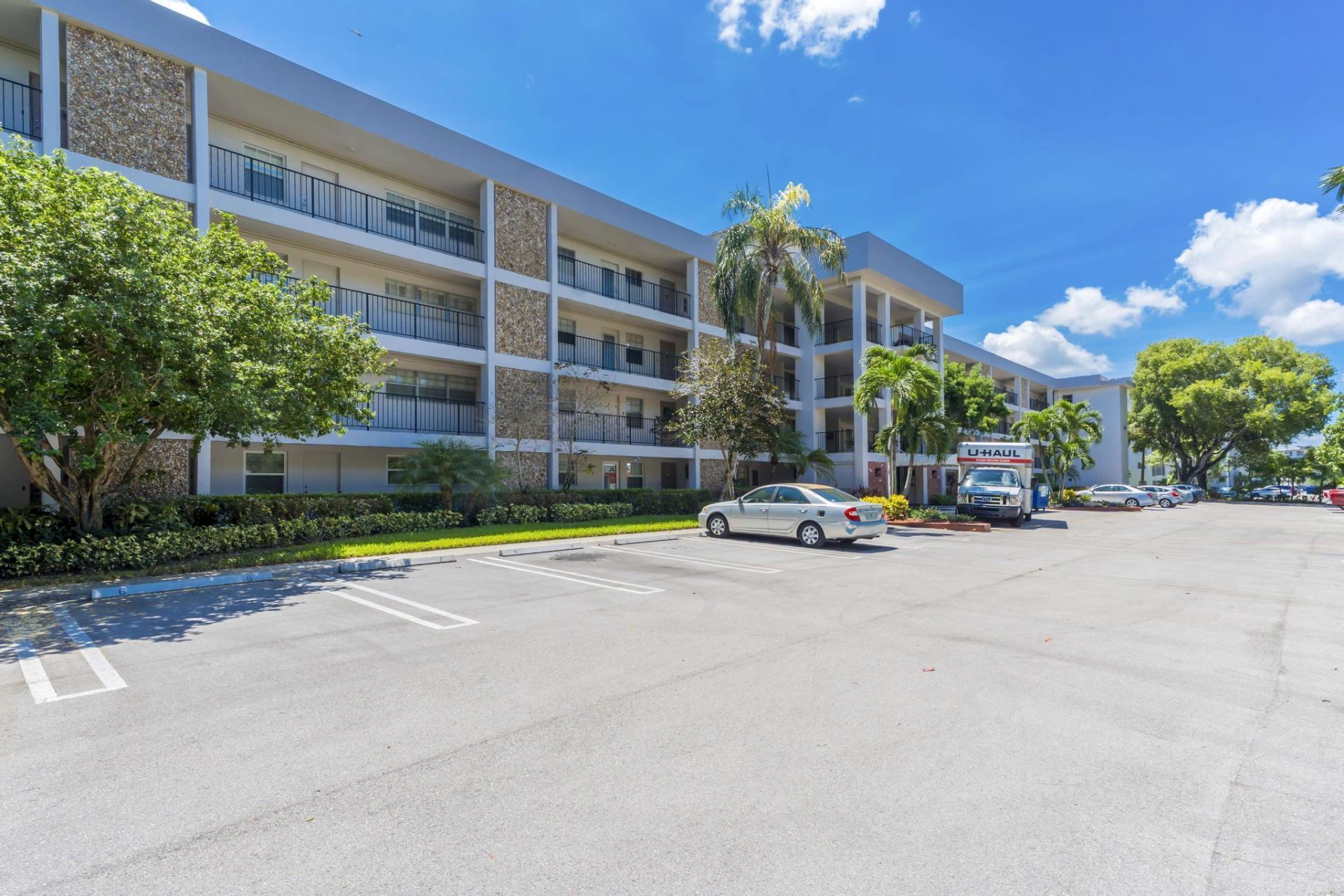 2800 N Palm Aire Drive, Unit 401, Pompano Beach, FL 33069 Photo