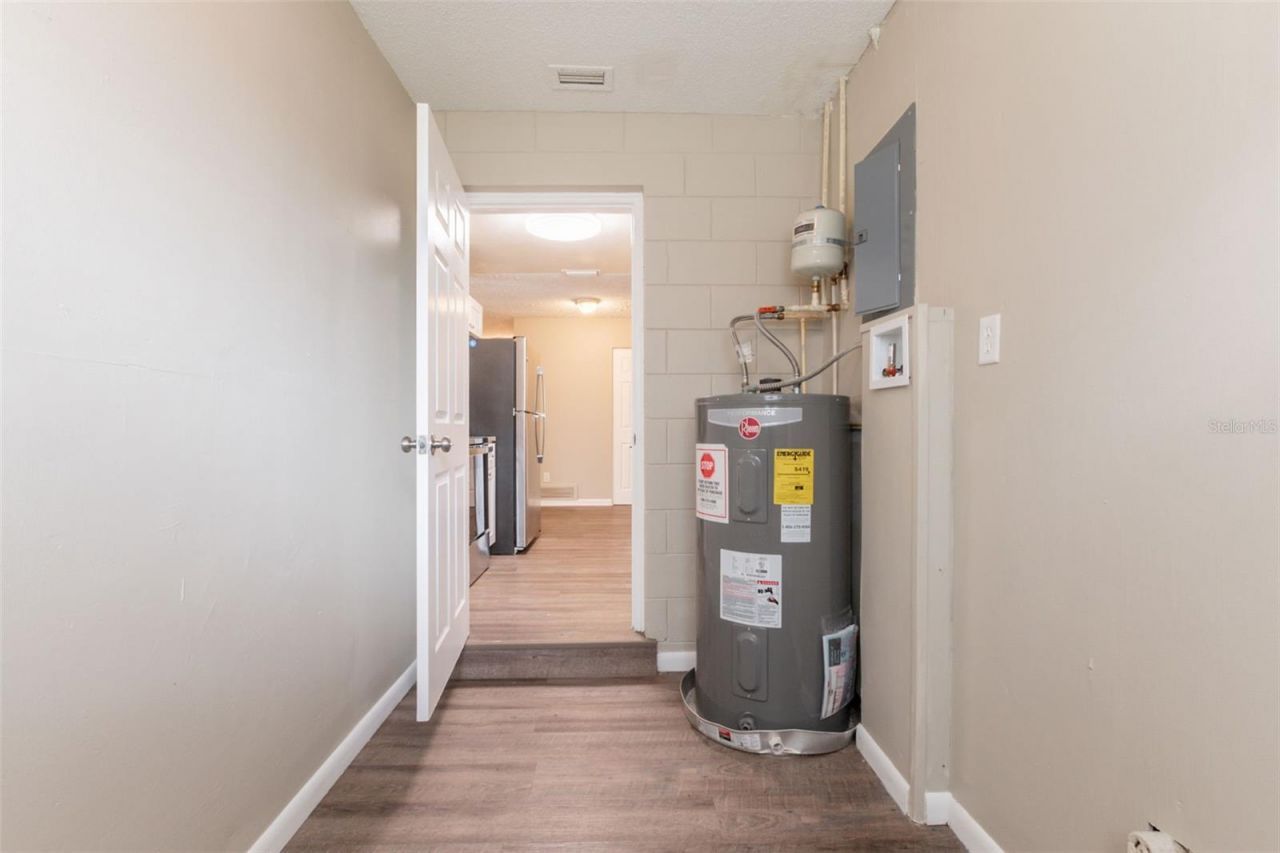 4555 Malibu Street, Orlando, FL 32811 Photo