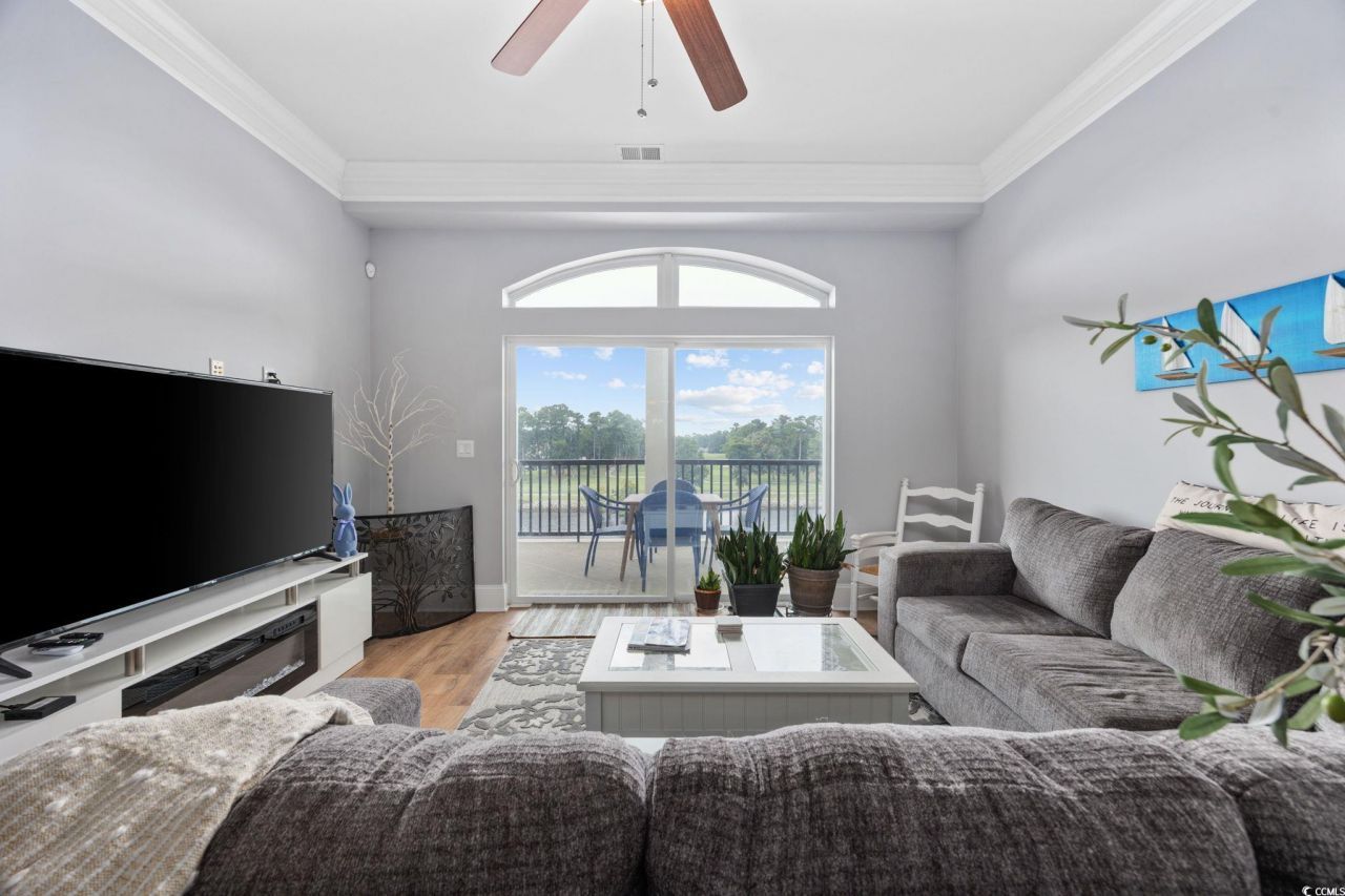 265 Venice Way Photo 14