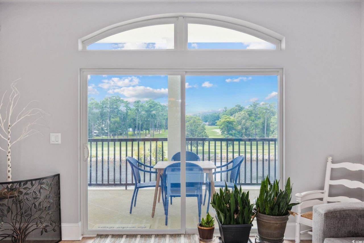 265 Venice Way Photo 15