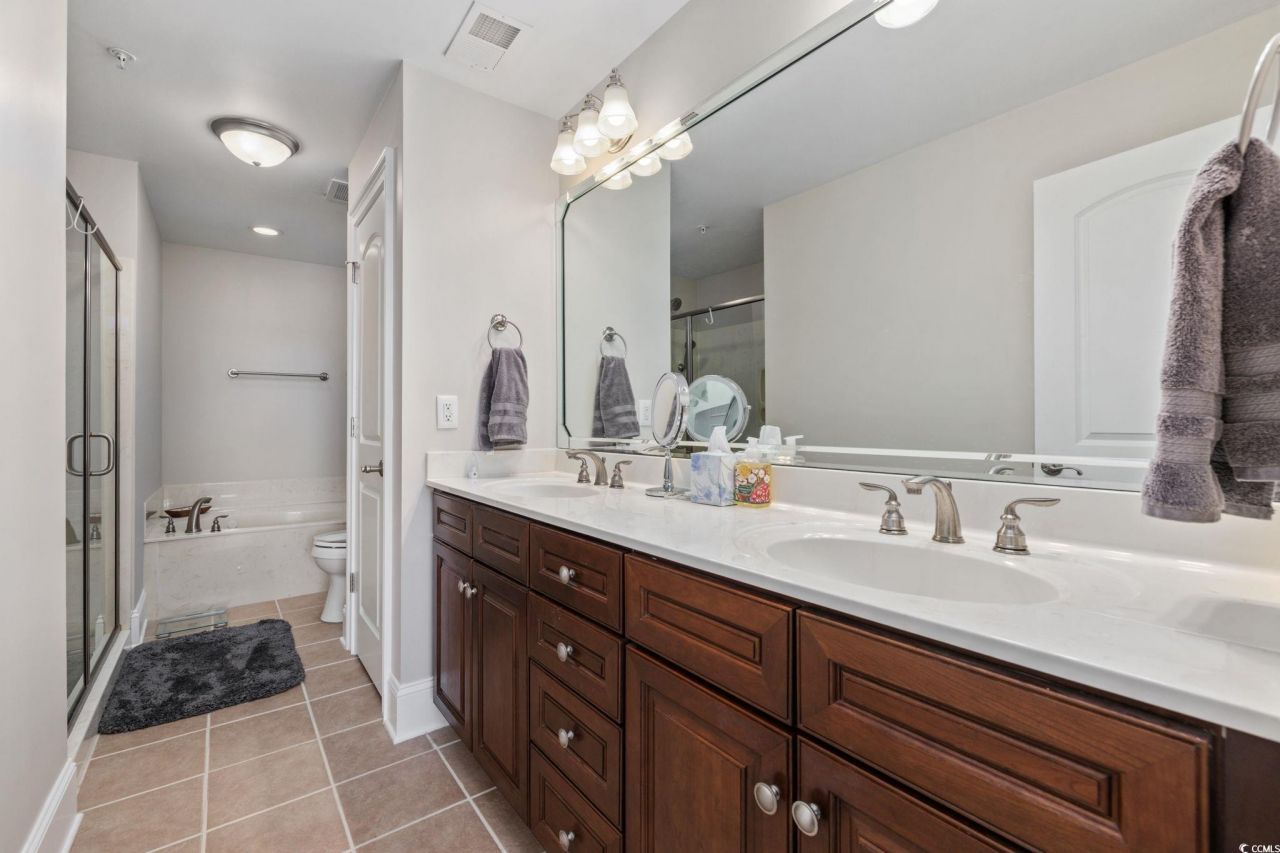 265 Venice Way Photo 22