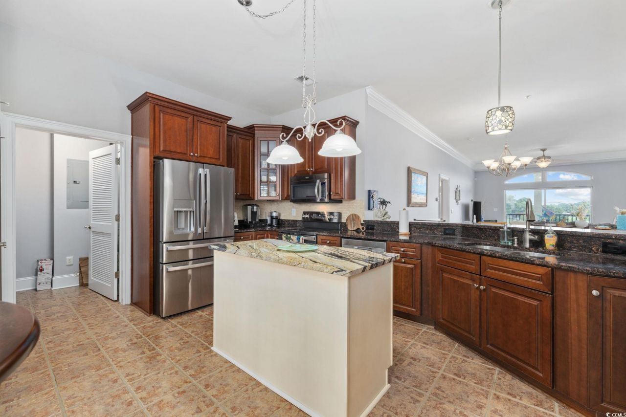 265 Venice Way Photo 8