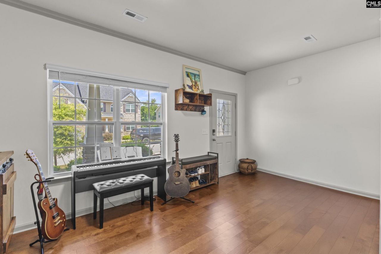 193 Crimson Queen Drive Photo 8