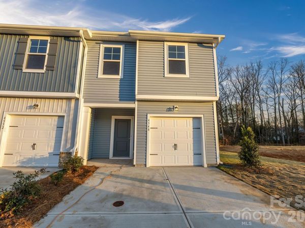 4548 Green Drake Drive, Charlotte, NC 28269