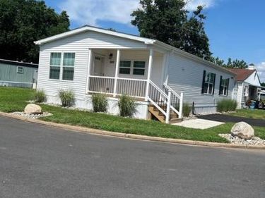 3034 CHANDLER DRIVE SOUTH, MORRISVILLE, PA 19067