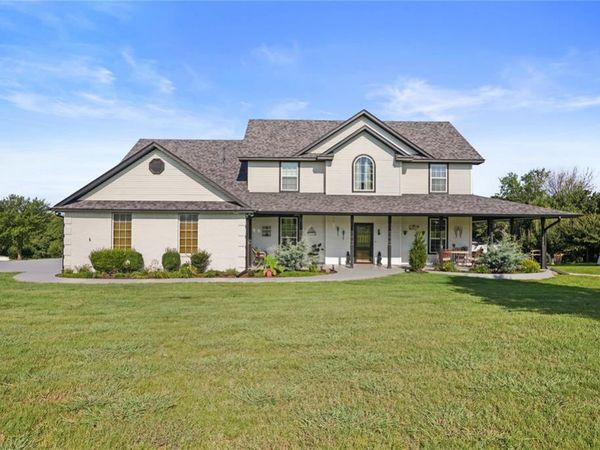 20195 Wolf Creek Drive, Purcell, OK 73080