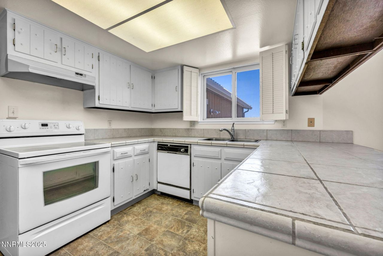 1425 Julie Court, Reno, NV 89509 Photo