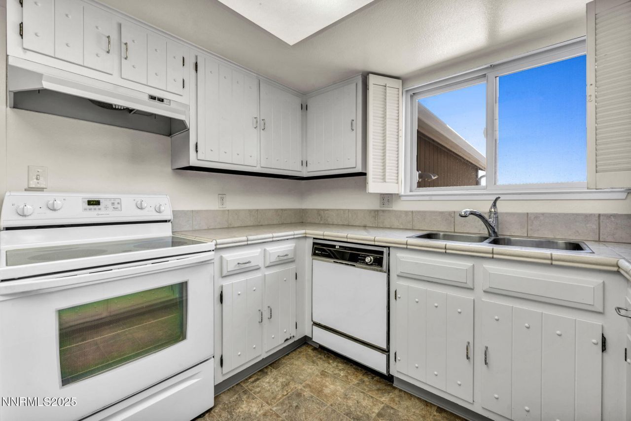 1425 Julie Court, Reno, NV 89509 Photo