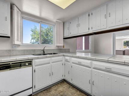 1425 Julie Court, Reno, NV 89509 Photo