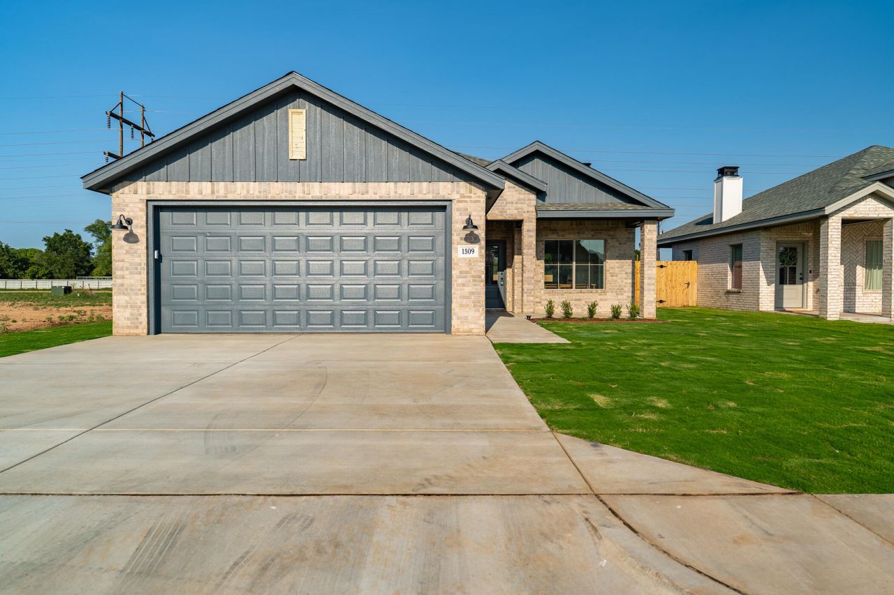 Quincy Avenue, Lubbock, TX 79416 Main Photo