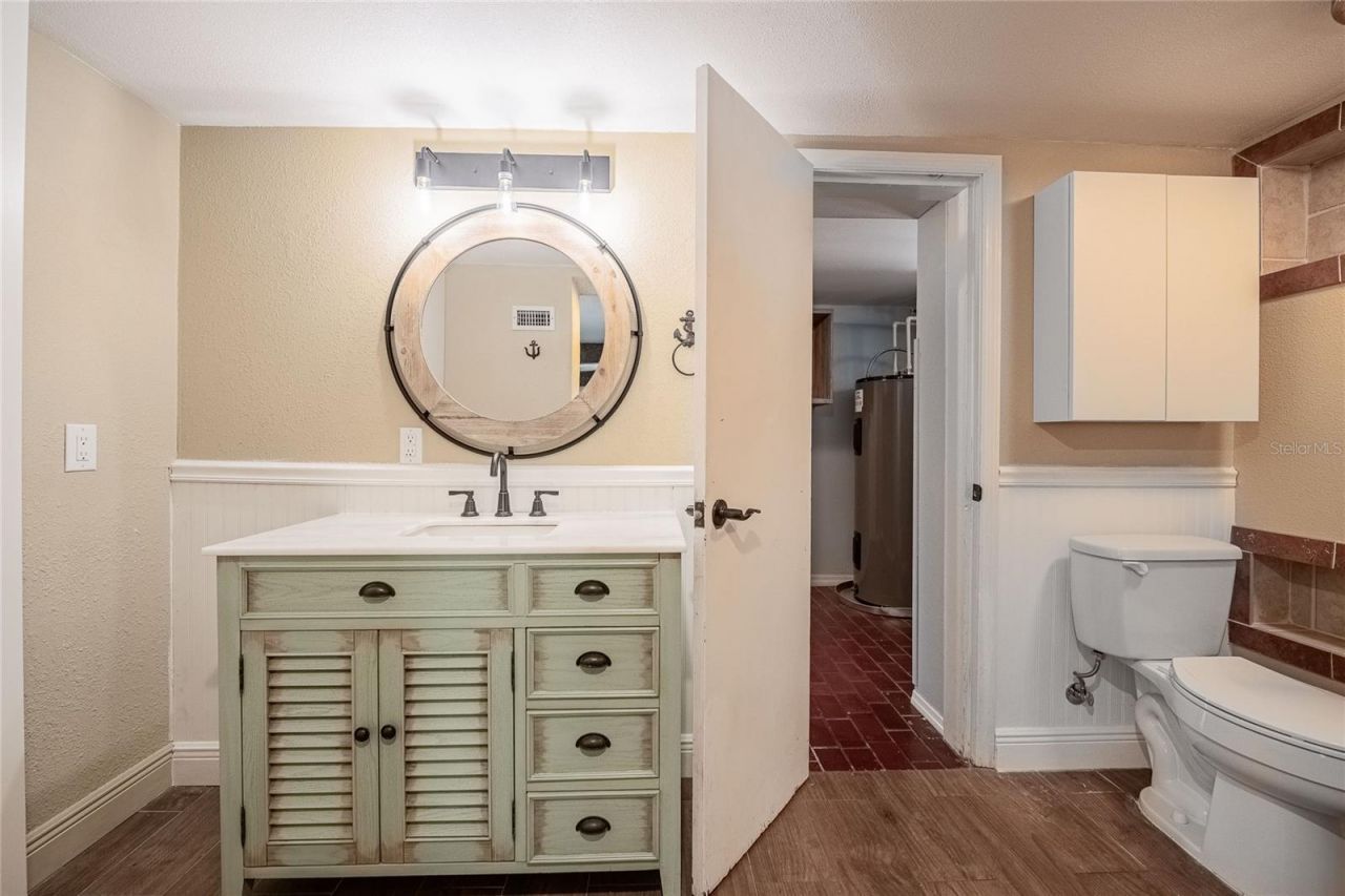 252 W Brookins Avenue, Eagle Lake, FL 33839 Photo