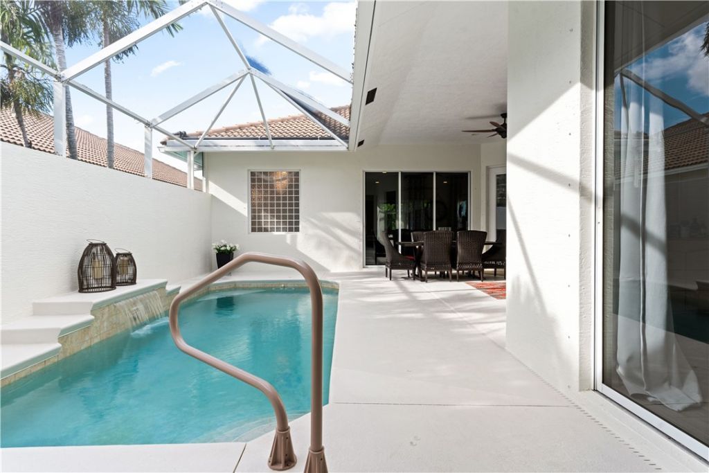 2020 Lynx Drive, Hutchinson Island, FL 34949 Photo